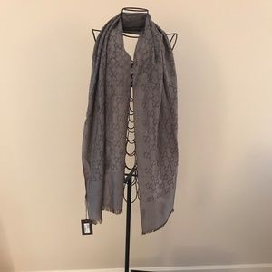 Gucci Womans Wool Silk GG